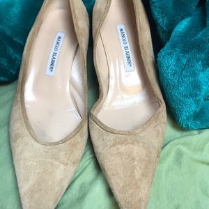 Manolo Blahnik suede low heel
